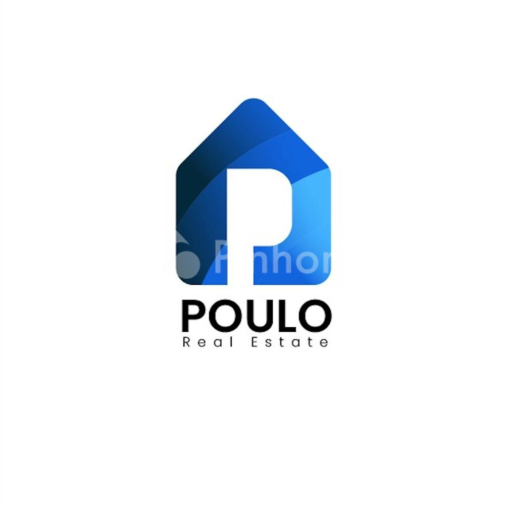 Poulo Real estate