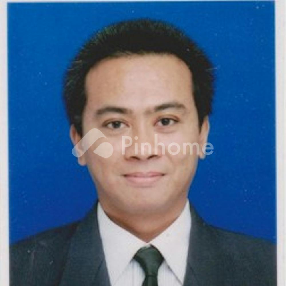 Arif Suwarjono