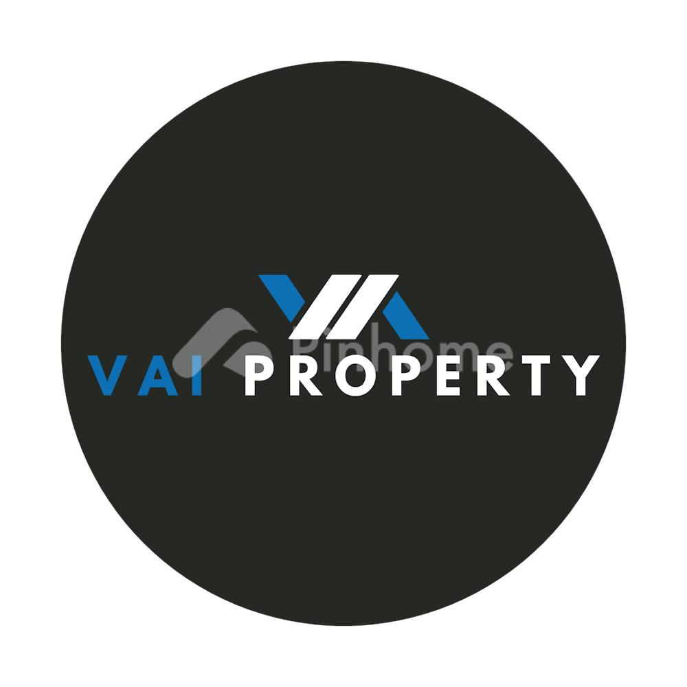 Vai Property