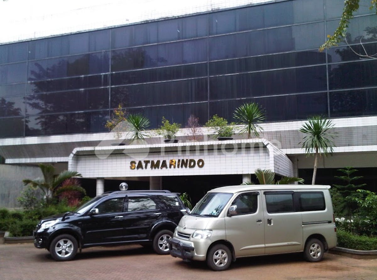 Satmarindo Building - Gambar 1