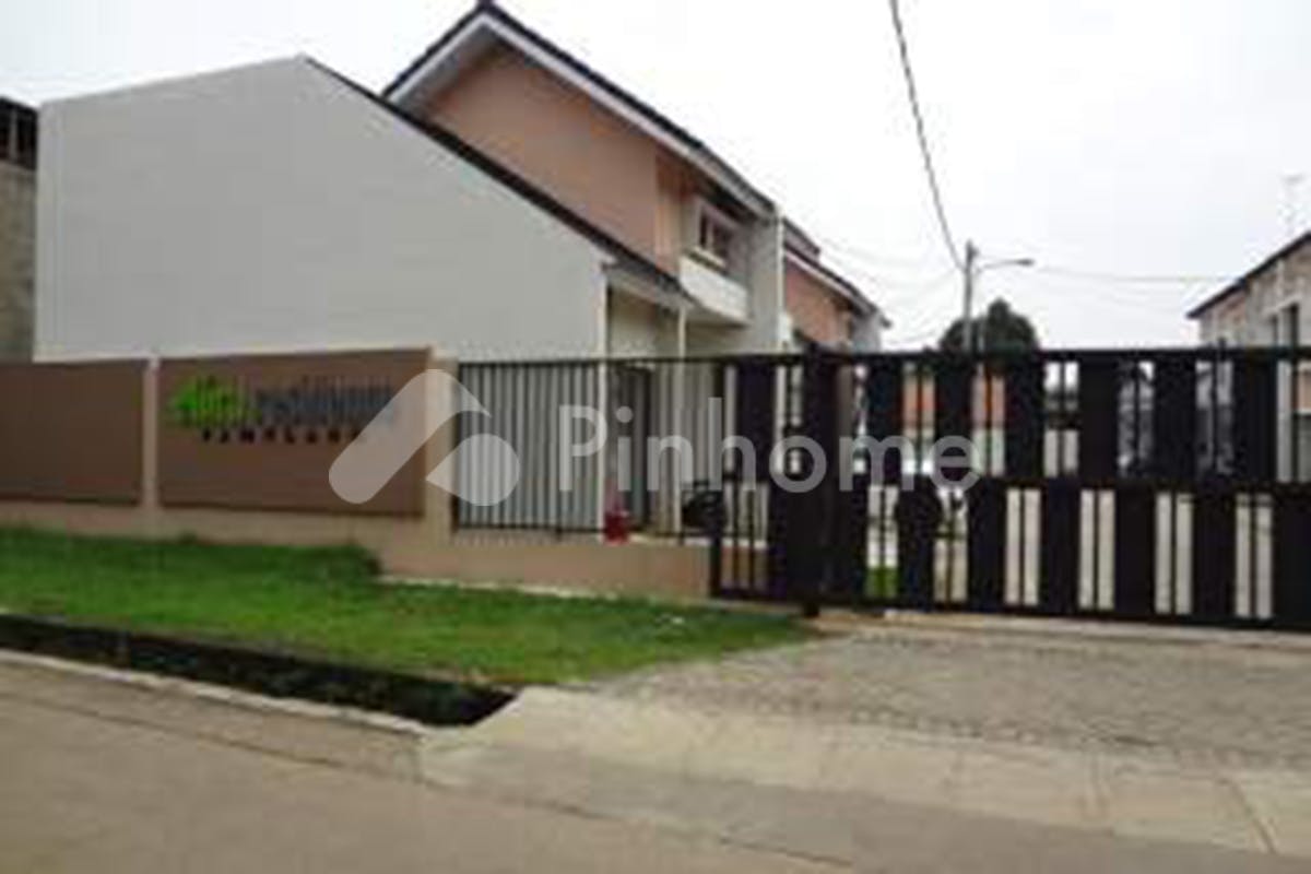 similar property elora residence pamulang - 6