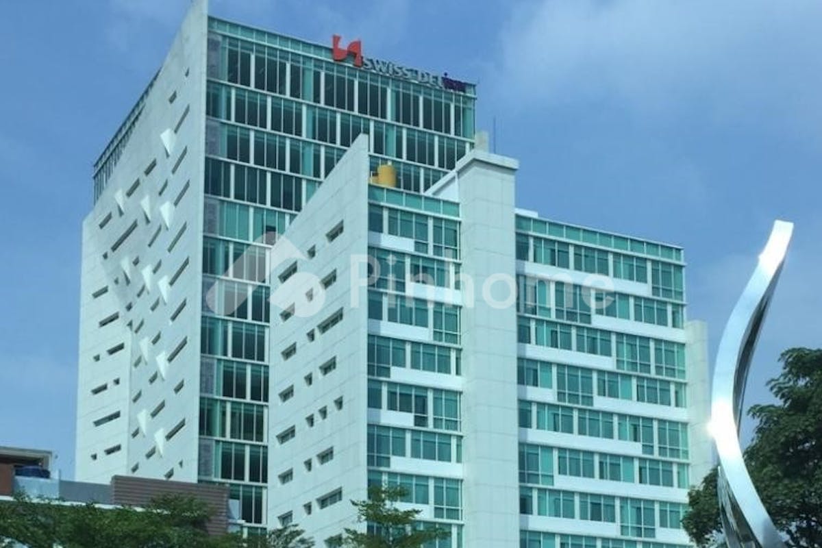 similar property springhill office tower