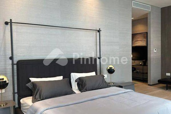 dijual apartemen lingkungan nyaman di the collection by moie x apartment verde two combined unit - 2