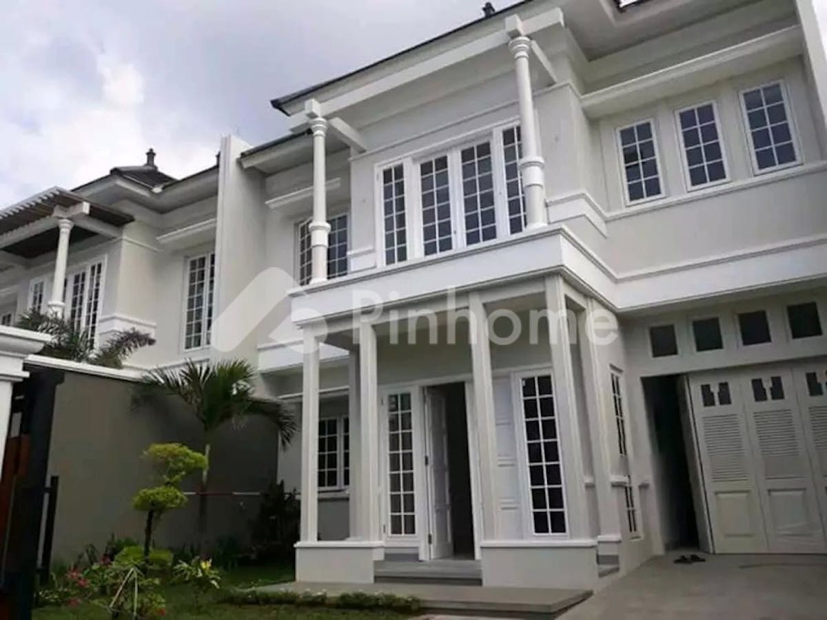 dijual rumah lingkungan nyaman di cempaka putih  jakarta pusat