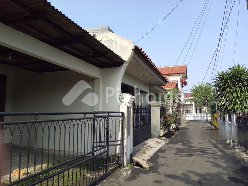 disewakan rumah lingkungan asri di pancoran mas - 1