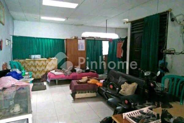 dijual rumah lingkungan nyaman di duren sawit - 2