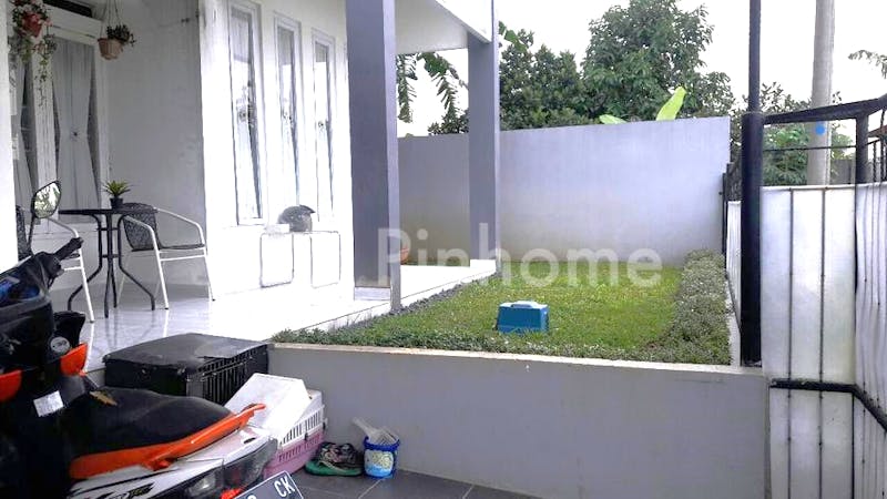 dijual rumah lokasi strategis di jl  katu lampa raya - 6