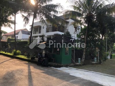 dijual rumah sangat cocok untuk investasi di jl  sari ibun - 2