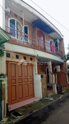 dijual rumah lokasi strategis di jalan pangeran sogiri - 2