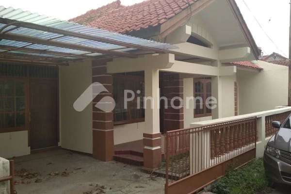 dijual rumah siap pakai dekat dengan griya margahayu di rancasari - 7