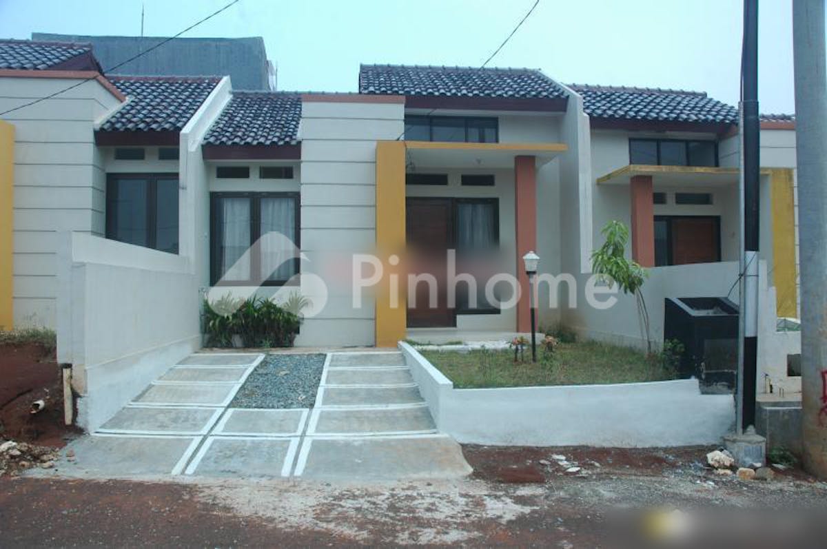 dijual rumah bebas banjir di sawangan