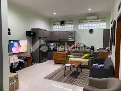 dijual rumah siap huni dekat borma di jl  taman cibaduyut indah - 2