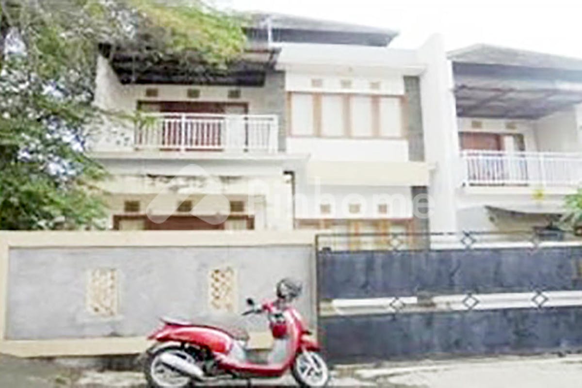 similar property dilelang rumah siap huni di jl  tibung sari - 1