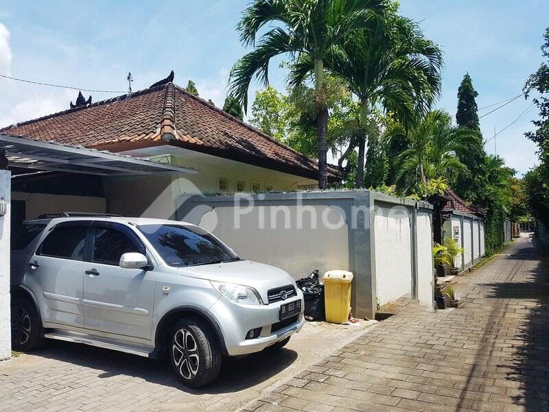 disewakan rumah villa siap huni di jalan drupadi - 1