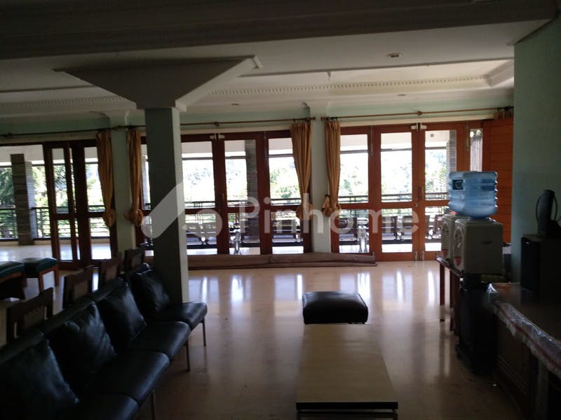 disewakan rumah nyaman dan asri dekat tempat wisata di jl  maribaya - 2