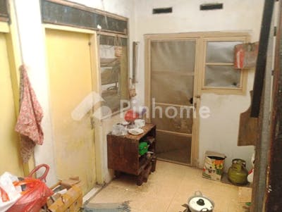 dijual rumah siap pakai di wisma permai tengah - 3