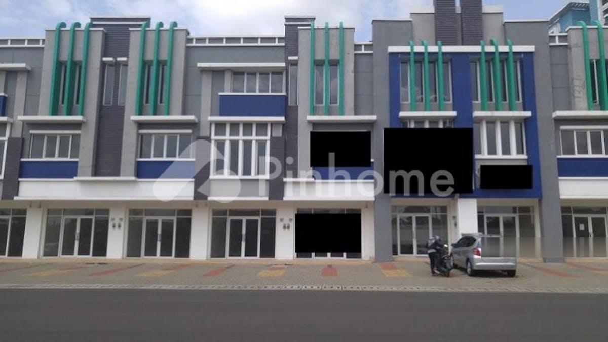 dijual ruko lokasi strategis di ruko neo paramont arcade  jl  kelapa lilin utara ii