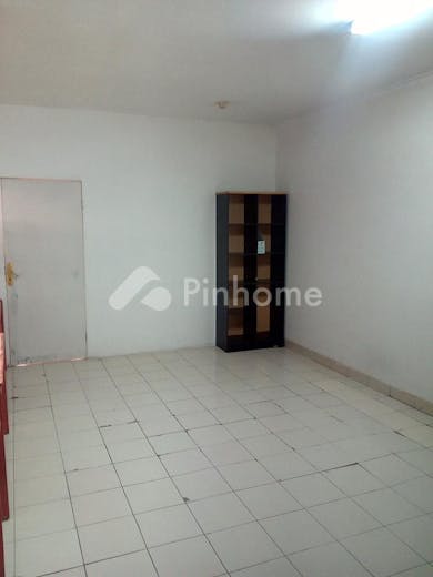 dijual ruko siap pakai di suropaticore - 6