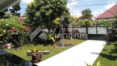 dijual rumah nyaman dan asri dekat taman di jalan kembang iwak - 4