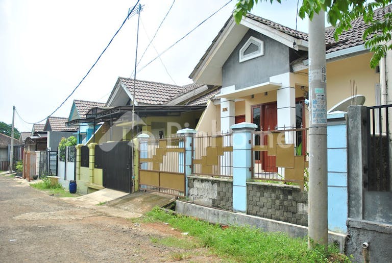 Dijual Rumah Siap Pakai di Acropolis Karadenan Jl. Raya Sukahati, Sukahati, Bogor, Cibinong, Bogor, Jawa Barat - Gambar 3