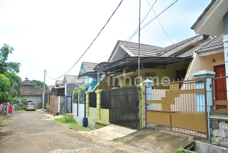 Dijual Rumah Siap Pakai di Acropolis Karadenan Jl. Raya Sukahati, Sukahati, Bogor, Cibinong, Bogor, Jawa Barat - Gambar 4