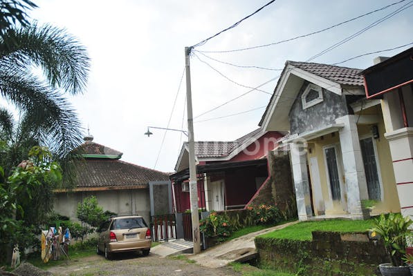 dijual rumah siap pakai di acropolis karadenan jl  raya sukahati  sukahati  bogor  cibinong  bogor  jawa barat - 5