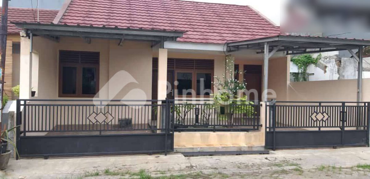 Dijual Rumah 1 Lantai Lingkungan Nyaman di Harapan Indah Bekasi, Jalan Harapan Indah Boulevard - Gambar 1