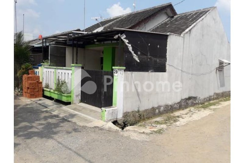 dijual rumah lokasi strategis di buana citra ciwastra - 1