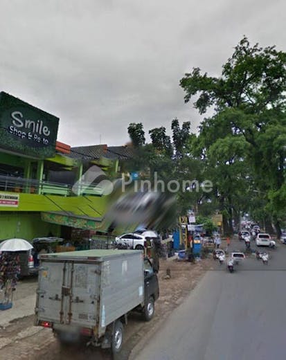 dijual ruko 2 lantai super strategis di jalan cihampelas no 123 - 3