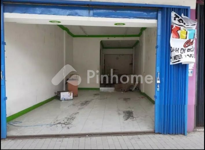 dijual ruko siap pakai di simpang empat  jl  prof  emil salim - 3