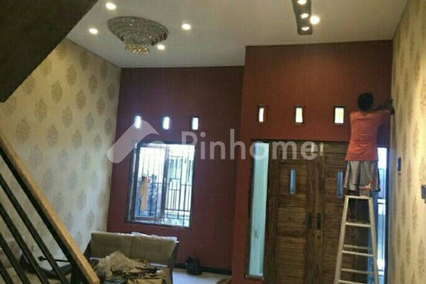 dijual rumah 2 lantai 4kt 100m2 di perum cluster bulakrejo kelurahan  bulakrejo kec   bulakrejo kab   sukoharjo - 4