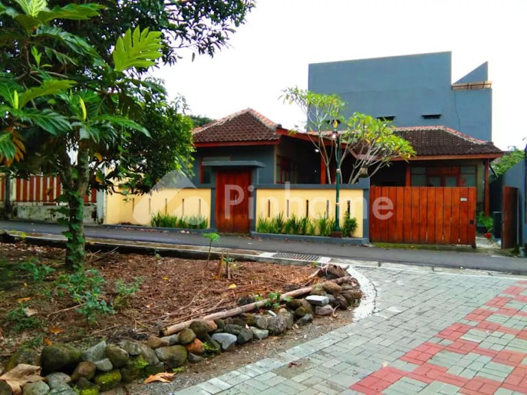Dijual Rumah Lokasi Strategis Dekat Kampus di Jl. Kaliurang KM. 12 - Gambar 2