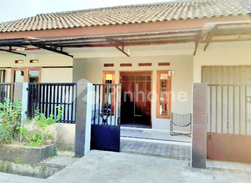 disewakan rumah 1 lantai 3kt 120m2 - 1