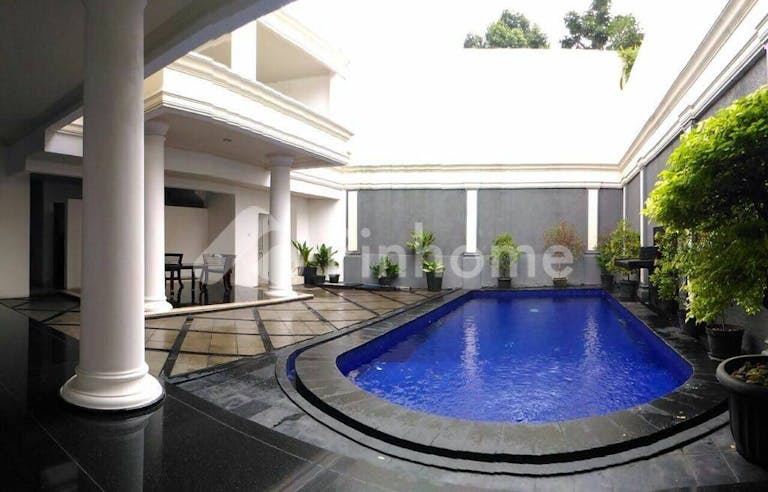 dijual rumah lingkungan nyaman di menteng - 7