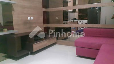 dijual apartemen siap pakai di cosmo mansion  jl  tlk  betung blvd - 2