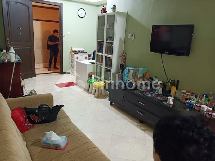 dijual apartemen siap huni di apartemen bellagio residence 2 bedroom  jl  mega kuningan barat no 3 - 1