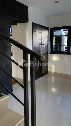 dijual rumah 2 lantai 3kt 165m2 di jl  raya uluwatu  km  7  pecatu indah resort - 3