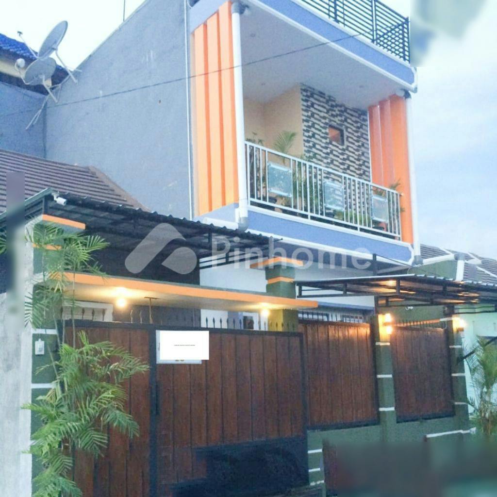 dijual rumah fasilitas terbaik ada rooftop di kediri  kab  lombok barat - 1