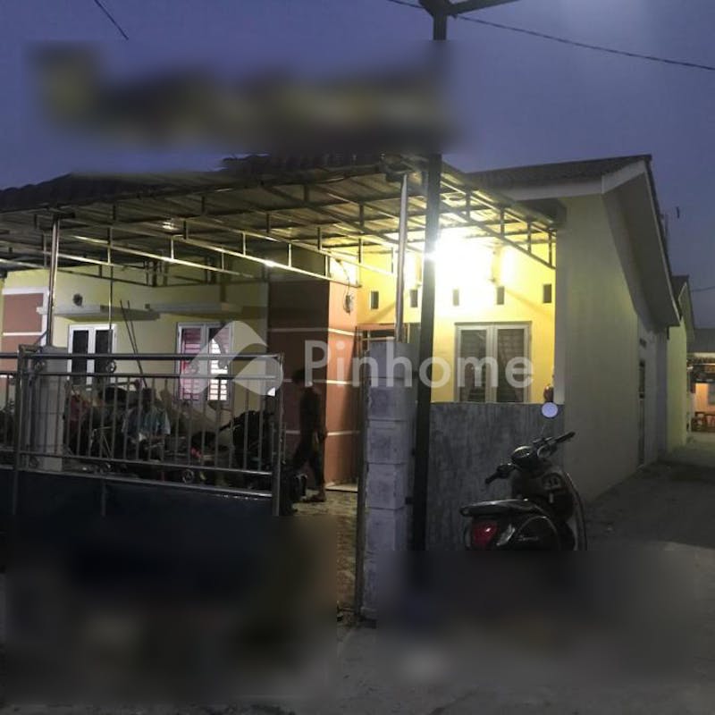 dijual rumah sangat strategis dekat bandara di pesona karya  gg blora  beringin - 1