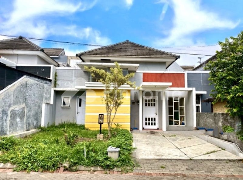 dijual rumah lingkungan asri di jl  renang - 1