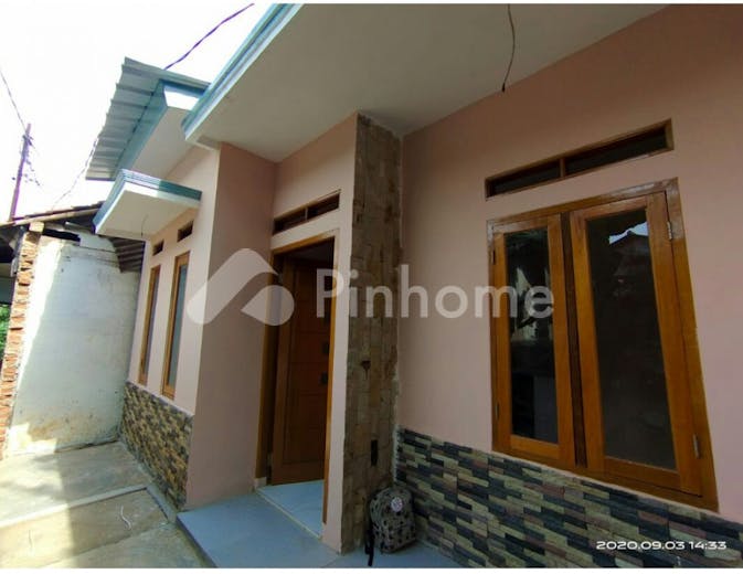 dijual rumah lingkungan nyaman di jl  ranco indah - 2