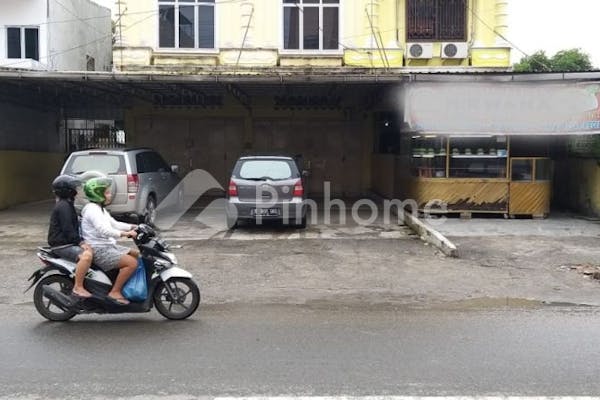 disewakan ruko lokasi strategis di jl karya sei agul - 4