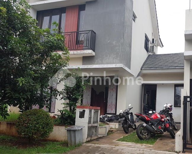 dijual rumah lokasi strategis di jl  melia garden utama - 1