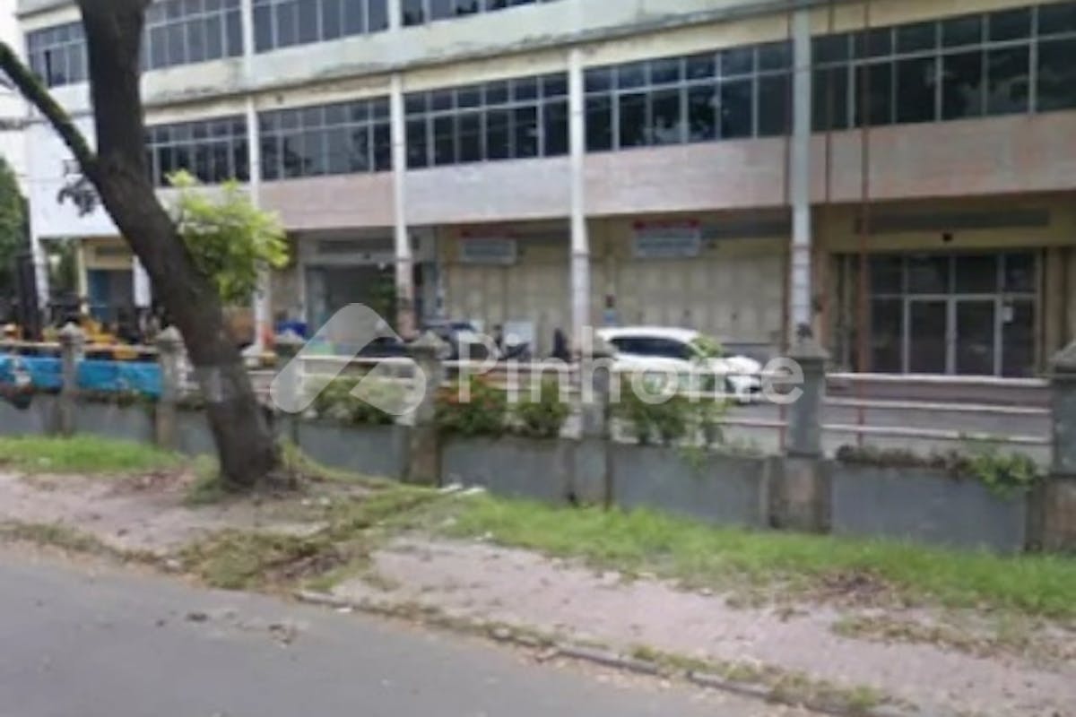 similar property dijual ruko lokasi strategis di komplek malindo kim 1  jl  pulau sumatra - 2