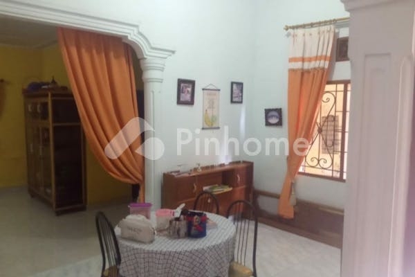 dijual rumah lingkungan nyaman di jl  menteng 7 gg swasembada - 3