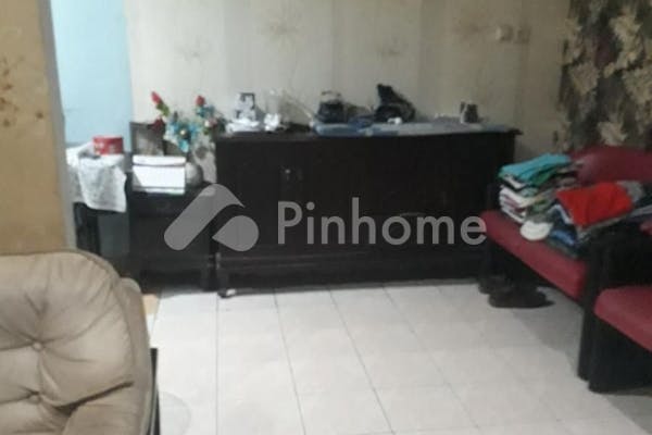 dijual rumah lingkungan nyaman di jl  fedora - 3