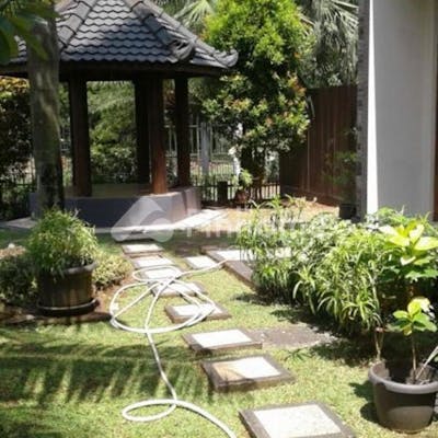 dijual rumah lingkungan nyaman di menteng residence 2 - 3