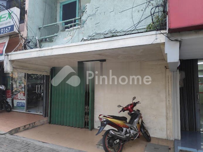 dijual ruko 3 lantai 243m2 di komersil green ville  kebon jeruk  jakarta barat - 2