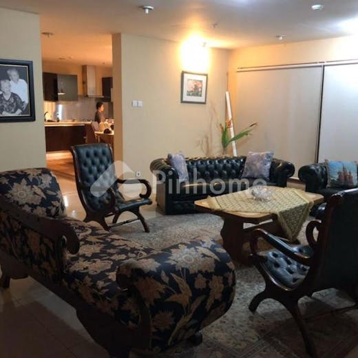 dijual apartemen siap pakai dekat mall di jalan dr setiabudi no 130 134 - 1