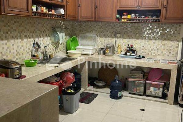 dijual rumah lingkungan nyaman di jl  muara karang raya  pluit - 6